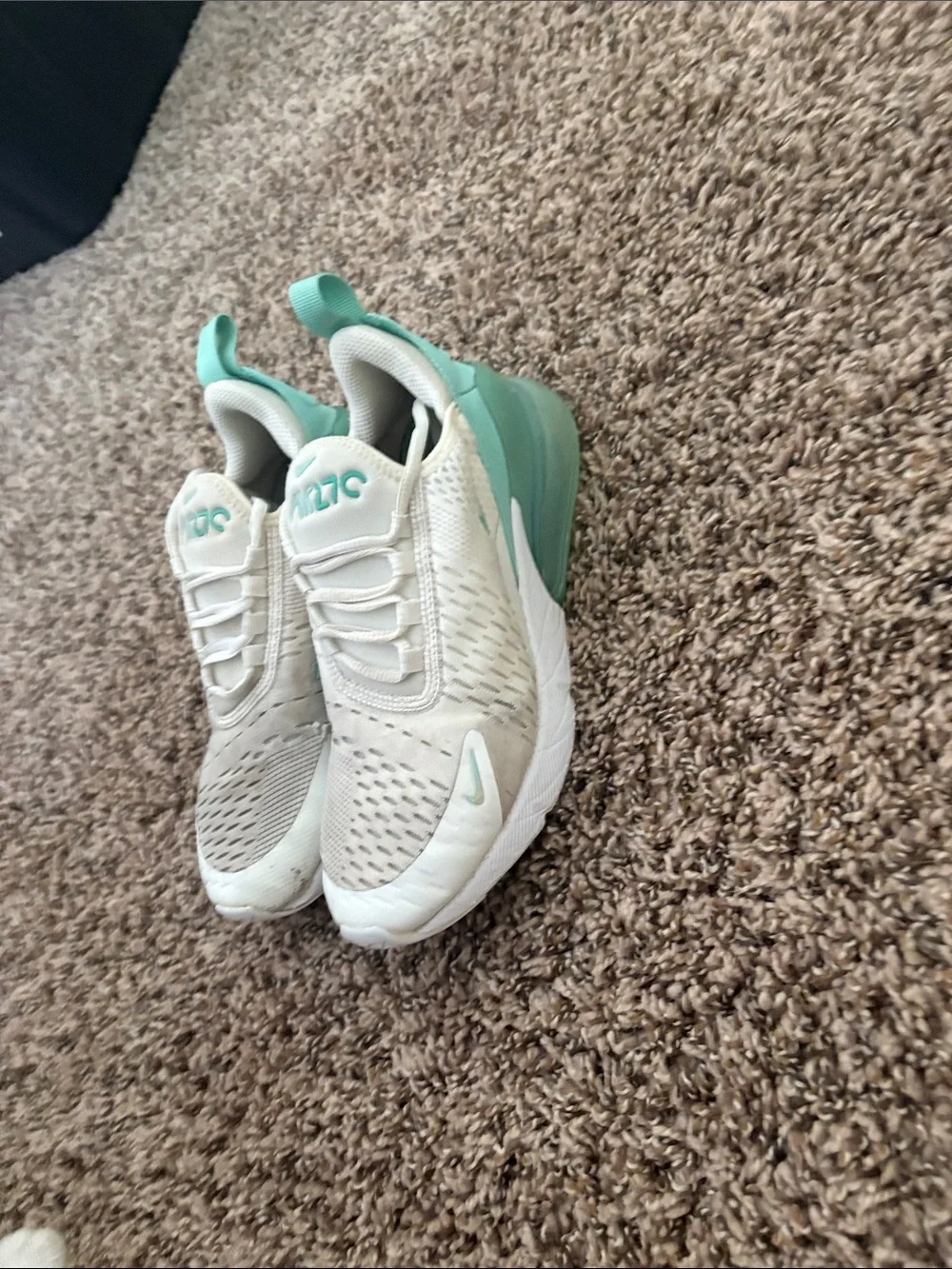 Nike Air Max 270 GS White Jade Ice Emerald Rise